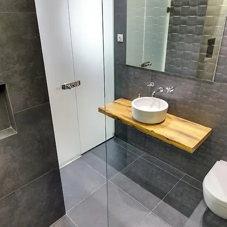 Luxury By Hi5 -andrassy Apartment *