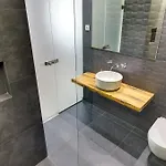 Luxury By Hi5 -andrassy Apartament *