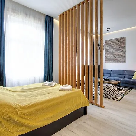 Luxury By Hi5 -andrassy *