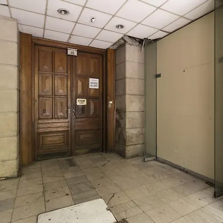 Luxury By Hi5 -andrassy بودابست