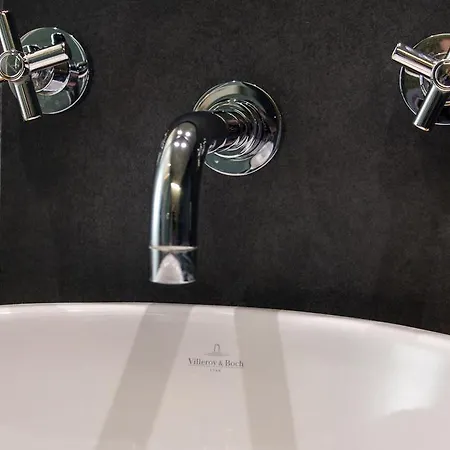 Luxury By Hi5 -andrassy