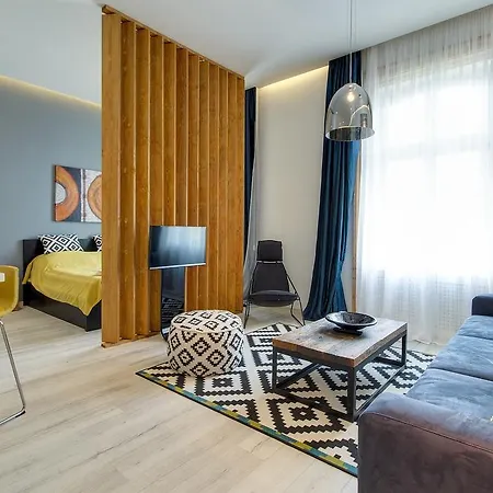 Luxury By Hi5 -andrassy * بودابست